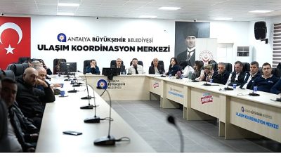 Antalya Büyükşehir Belediyesi, toplu ulaşımda görev yapan şoförlere yönelik hizmet