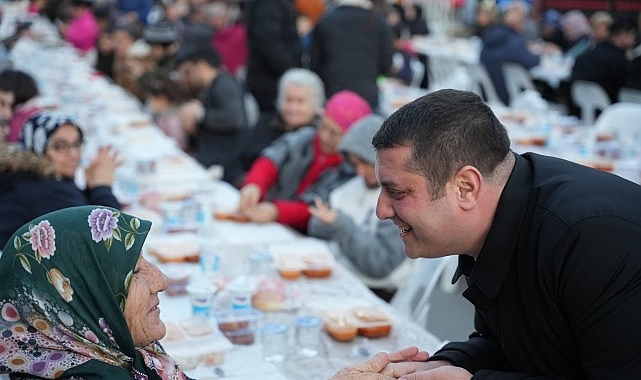 Torbalı Belediyesi, Ramazan ayı kapsamında Cumhuriyet Mahallesi’nde bulunan Barış Yapı