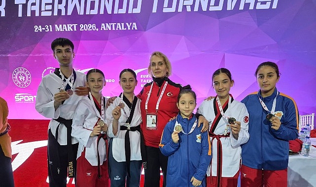 24-31 Mart tarihleri arasında Antalya’da düzenlenen Türkiye Uluslararası Taekwondo Poomsae