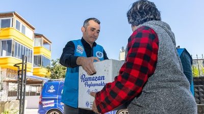 Mersin Yenişehir Belediyesi, Ramazan Bayramı öncesi ilçede büyük bir gönül