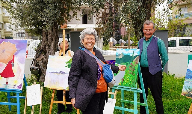 Seferihisar Belediyesi bünyesinde faaliyetlerini sürdüren Seferiçınar Yaş Alma Merkezi, 50