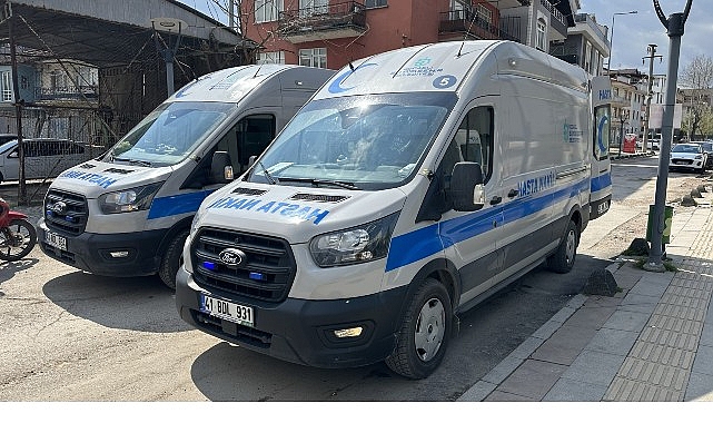 Kocaeli Büyükşehir Belediyesi’nin yatalak ve yürüyemeyecek durumdaki hastalar için sunduğu