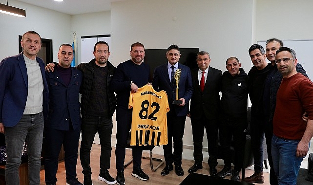 Aliağa Masterler, Ege Masterler Federasyonu Ligi B Grubu’nu şampiyon olarak