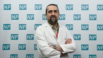 Alzheimer hastalığında mevcut ilaç tedavileri, hastalığın ilerleyişini durdurmaktan ziyade semptomları