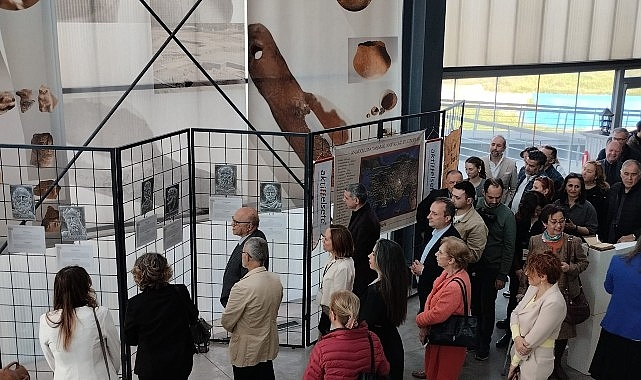 İzmir’in ilk neolitik yerleşimlerinden biri olarak kabul edilen 8500 yıllık