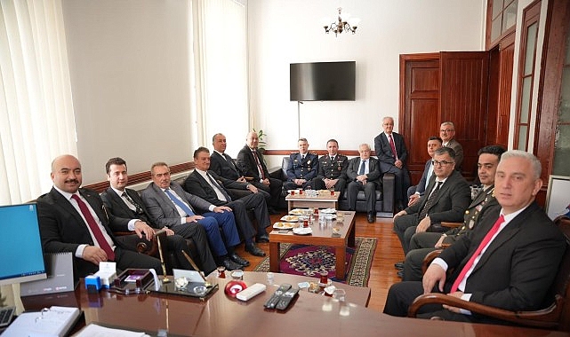 Cumhuriyetimizin kurucusu Ulu Önderimiz Gazi Mustafa Kemal ATATÜRK’ün 13 Nisan’da