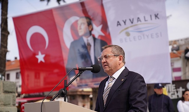 Türkiye Cumhuriyeti'nin kurucusu Gazi Mustafa Kemal Atatürk’ün Ayvalık'a gelişinin 92'inci