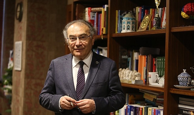 Üsküdar Üniversitesi Kurucu Rektörü, NPİSTANBUL Hastanesi Yönetim Kurulu Başkanı ve