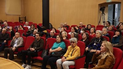Bakırköy Belediyesi’nin her Cuma İspirtohane Kültür Merkezi’nde düzenlediği “Bakırköy Muhabbeti”