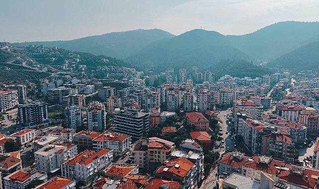 Balçova Belediyesi, yapay zekâ destekli dijital ikiz sistemiyle ilçede anlık