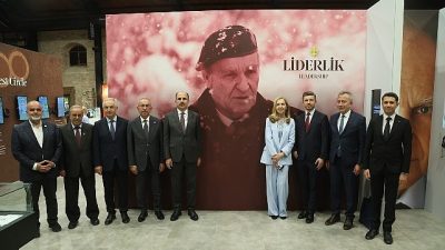 Bosna Hersek’in ilk Cumhurbaşkanı, bilge lider Aliya İzzetbegoviç’in 100. doğum