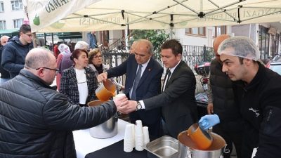 Osmangazi Belediye Başkanı Erkan Aydın, her hafta gerçekleştirdiği mahalle ziyaretleri