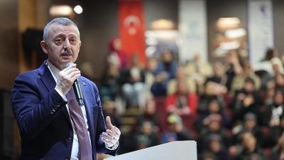 Kocaeli Büyükşehir Belediye Başkanı Tahir Büyükakın, KO-MEK Darıca Yıl Sonu