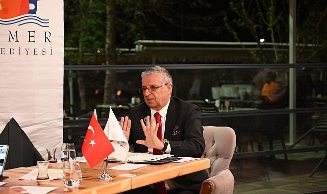 Kemer Belediye Başkanı Necati Topaloğlu, Kemer Doğuş TV’de canlı yayın