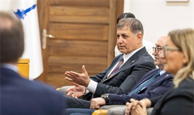 İzmir Büyükşehir Belediye Başkanı Dr. Cemil Tugay, Fransa’nın Ankara Büyükelçisi