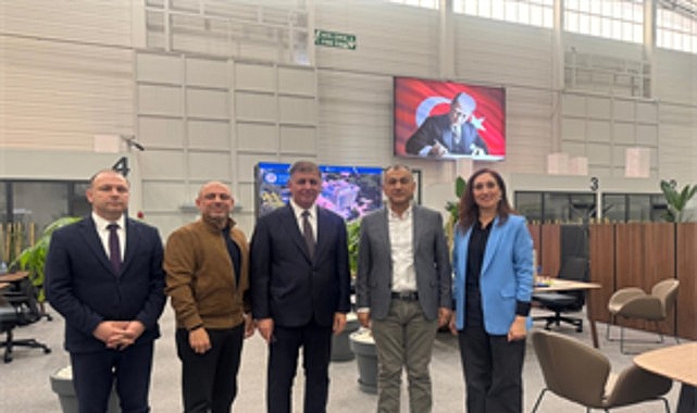 İzmir Büyükşehir Belediyesi, Karşıyaka Zübeyde Hanım Stadyumu’nun en hızlı şekilde