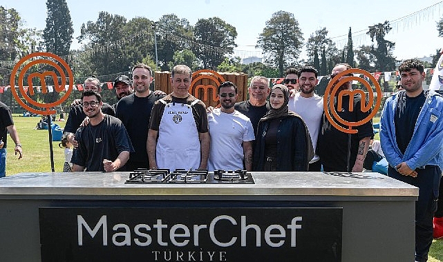 İzmir Büyükşehir Belediye Başkanı Dr. Cemil Tugay, Kültürpark’ta düzenlenen MasterChef
