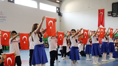 23 Nisan Ulusal Egemenlik ve Çocuk Bayramı, İzmir'in Bayındır ilçesinde