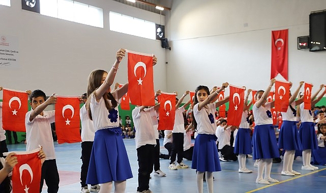 23 Nisan Ulusal Egemenlik ve Çocuk Bayramı, İzmir'in Bayındır ilçesinde