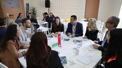 Bayraklı Belediyesi, kentin sürdürülebilir geleceğini şekillendirmek amacıyla Sürdürülebilir Enerji ve