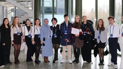 Bayrampaşa Belediyesi Bilim Merkezi öğrencileri, hem uluslararası hem de ulusal