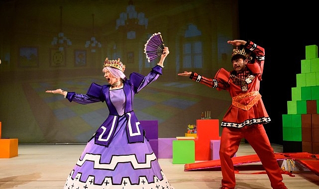 35 yıllık köklü geçmişini modern bir sanat anlayışıyla harmanlayan Bakırköy