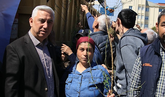 Bergama Belediyesi, kırsal kalkınmayı destekleyen ve yerel üretimi güçlendiren çalışmalara