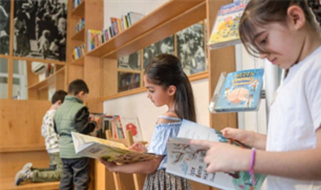 İzmir Büyükşehir Belediyesi’nin Buca’da hizmet veren Işılay Saygın Çocuk Kütüphanesi,