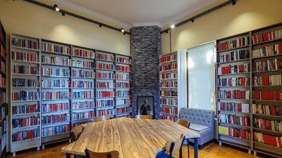 İlçenin kültürel zenginliğini 20 binin üzerinde eserle taçlandıran Buca Belediyesi