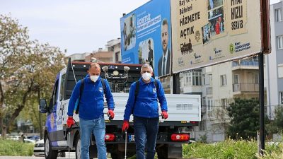 Buca Belediyesi, hava sıcaklıklarının artmasıyla birlikte halk sağlığını tehdit eden