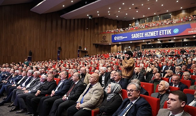 Kocaeli Büyükşehir Belediye Başkanı Tahir Büyükakın iki yılını anlattığı basın