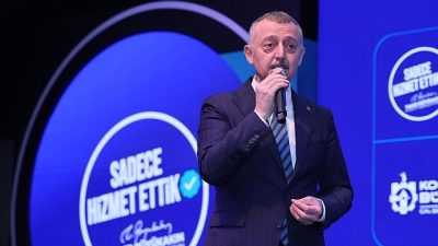 Kocaeli Büyükşehir Belediye Başkanı Tahir Büyükakın, 2 saat süren “Sadece