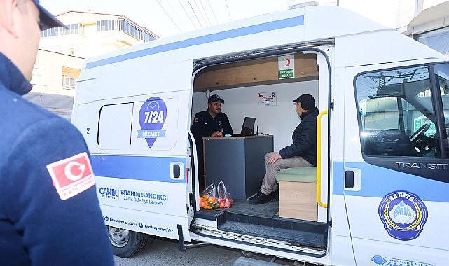 Canik Belediyesi Mobil Zabıta Çözüm Merkezi’yle vatandaşlar dilekçe işlemlerini kolaylıkla