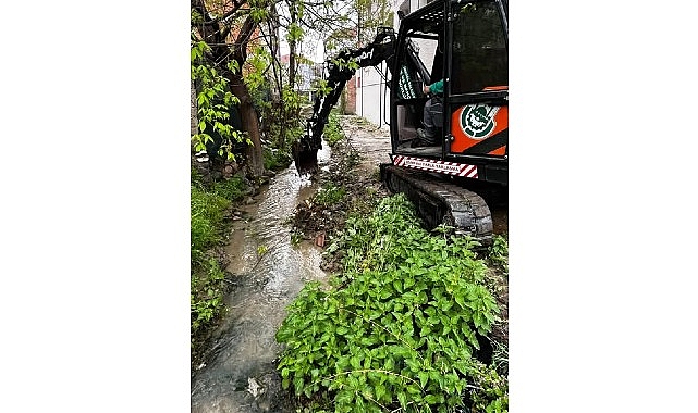 İnegöl Belediyesi, Cerrah Mahallesi’nde gerçekleştirdiği çalışma kapsamında 5 kilometrelik sulama
