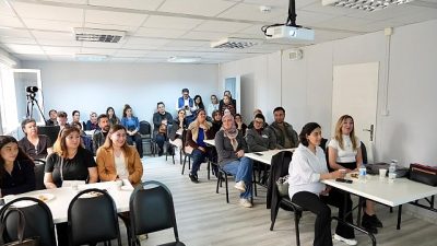 Didim Belediyesi tarafından anne adayları ve ailelere yönelik düzenlenen “Doğuma