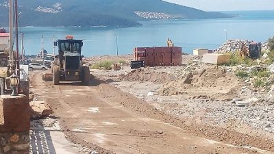 Didim Belediyesi ekipleri, ilçe genelinde temizlik, çevre düzenleme ve bakım