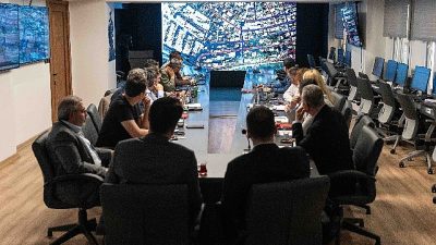 Bornova Belediye Başkanı Ömer Eşki, İZSU ve Gediz Elektrik yetkilileriyle Akıl Şehir ve İnovasyon