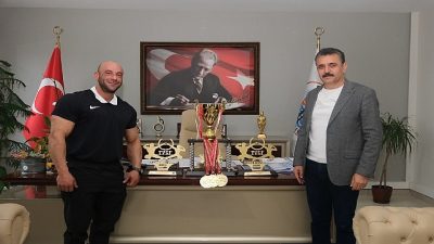 Vücut Geliştirme ve Fıtness branşında önemli başarılara imza atan Dikili