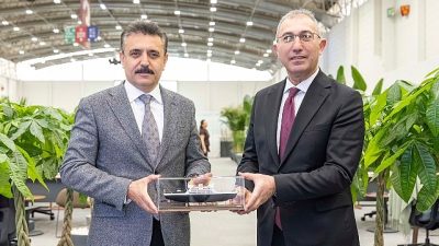 Geçen yıl Dikili Belediye Başkanı Adil Kırgöz’ün girişimleri sonucunda İstanbul