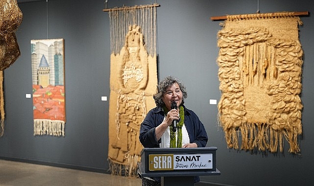 Kocaeli Büyükşehir Belediyesi, “Doku Renk ve İzler” sergisini Dünya Sanat