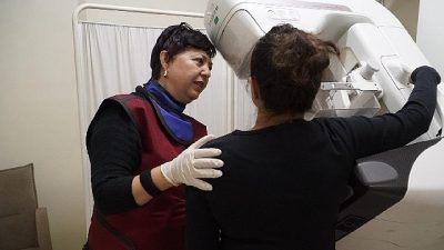 İzmir Büyükşehir Belediyesi, sağır ve kör kadınları KETEM’le buluşturdu. Mamografi