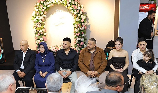 Kemer Belediye Başkanı Necati Topaloğlu, Kemer Belediye Güreşçisi Kemal Berke