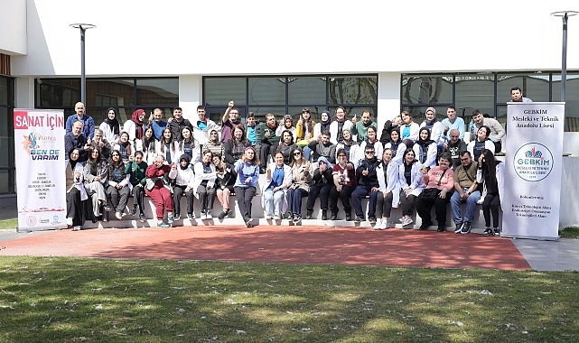 Kocaeli Büyükşehir Belediyesi bünyesinde hizmet veren Gonca Engelsiz Yaşam Merkezi,