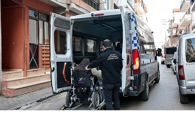 Büyükşehir Belediyesi’nin “Engelsiz Taksi” projesi, Engelli Kamu Personeli Seçme Sınavı’na