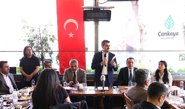 Çankaya Belediye Başkanı Hüseyin Can Güner, Bahçelievler’de faaliyet gösteren esnafla