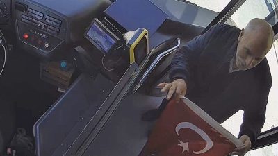 İstanbul’un ulaşım ağında görev yapan İETT kaptanı, sergilediği duyarlılıkla milli