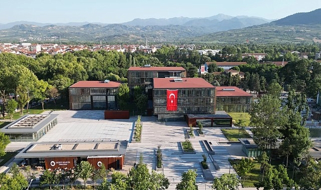 İnegöl Belediyesi, dijital dönüşüm çalışmaları kapsamında 4 yeni hizmeti daha