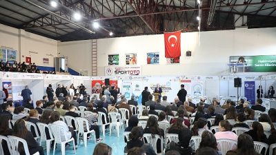 İnegöl Belediyesi ile Milli Eğitim Müdürlüğü’nün lise öğrencilerine yönelik bu