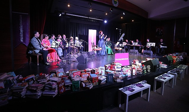 İnegöl Belediyesi’nin Bir Kitap Biletin Olsun grubu iş birliğinde düzenlediği