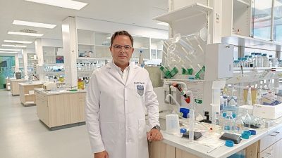 Antibiyotik direnci, günümüzde küresel sağlık sistemlerinin karşı karşıya olduğu en